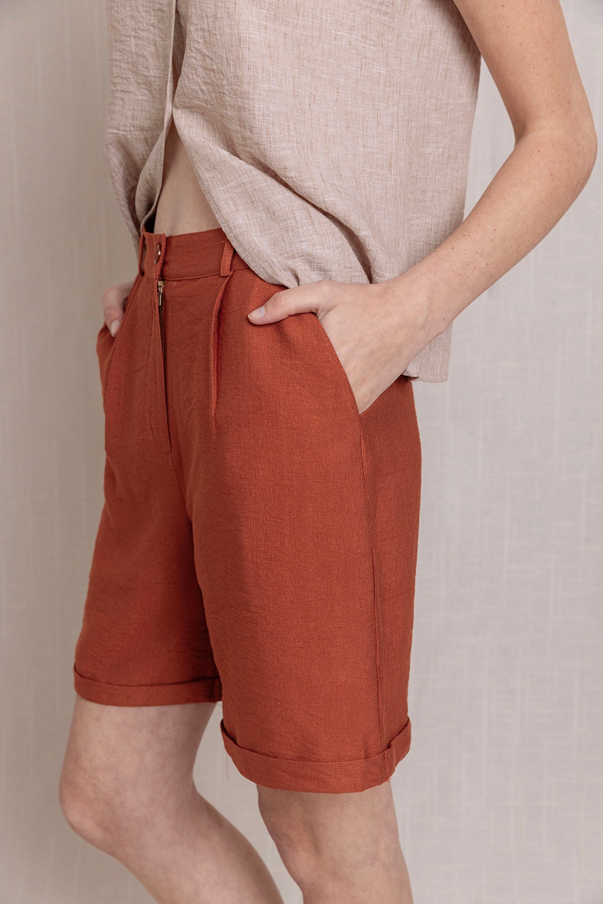 Keten Pleli Duble Paça Şort Pantolon