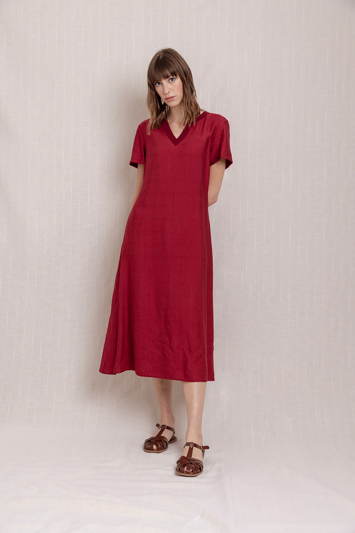 V Yaka Cepli Yazlık Keten Elbise