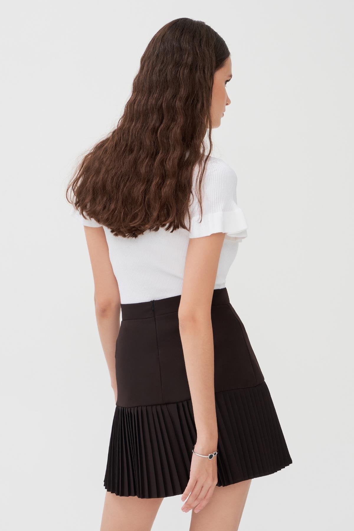 Siyah Pliseli Etek